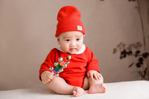 赣州六个月宝宝总是摇头